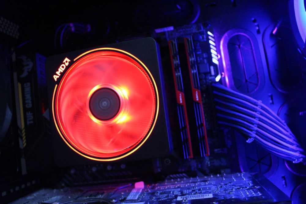 Red and bluse, nice?