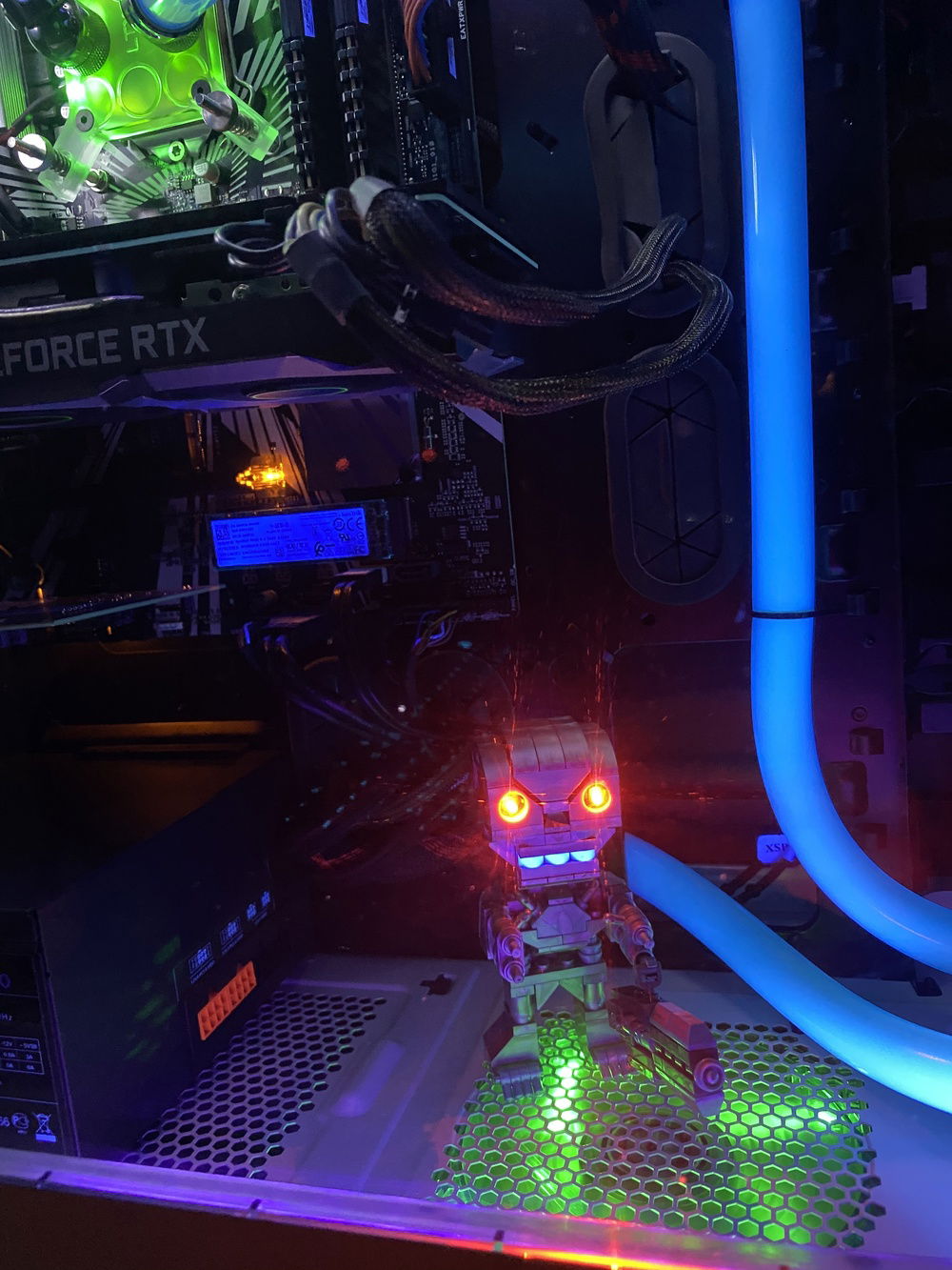 May have had some spare orange LED lights laying about and made some modifications...