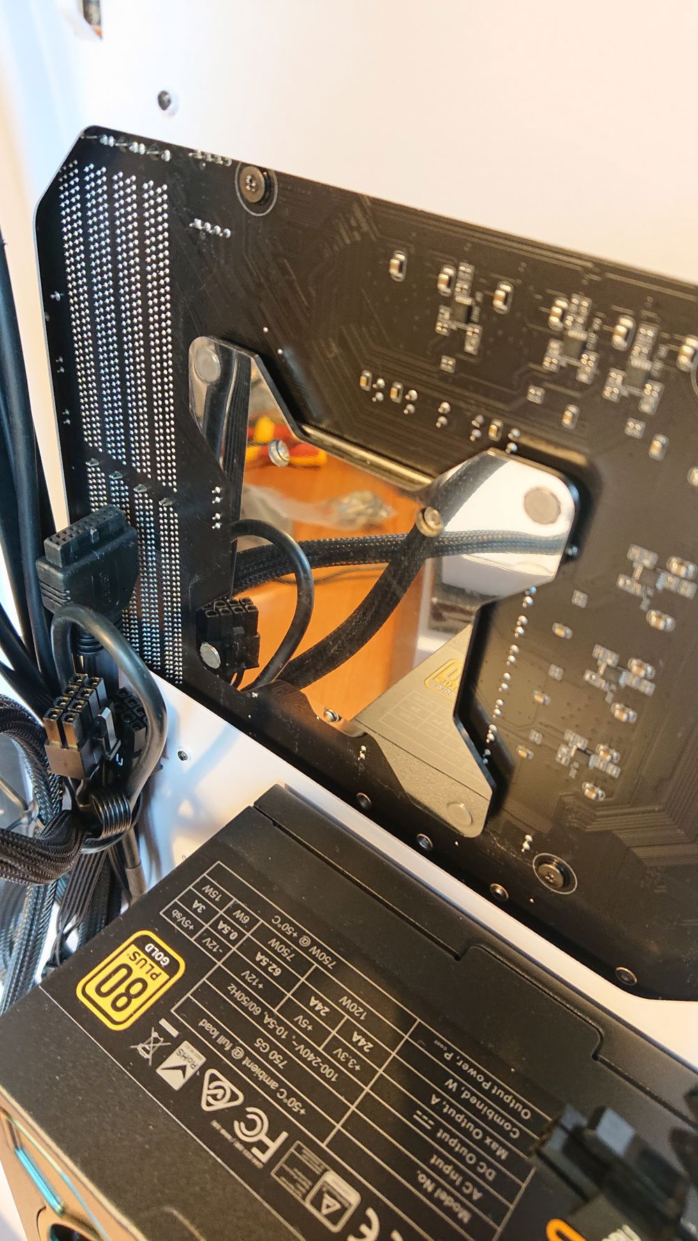 Backplate will keep it nice and snug and help to equalise the pressure on the block.