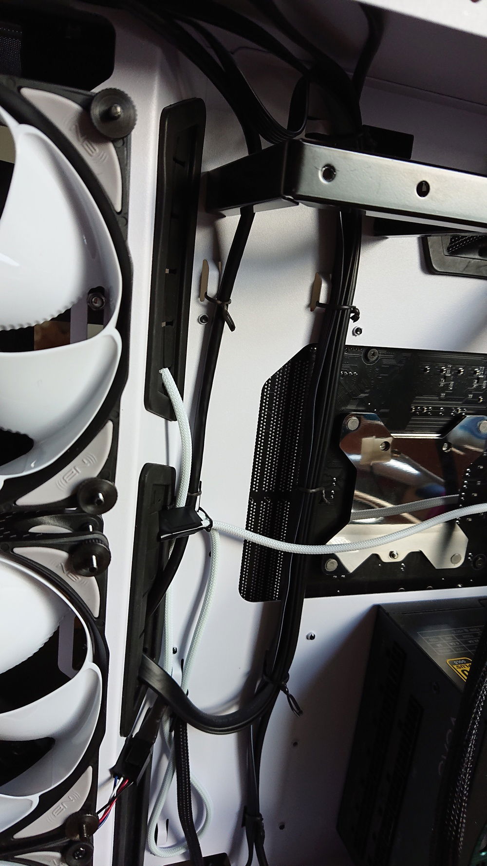 I used a little piece of the plastic light strip to help keep the pump cables parallel. Hide one behind the other.