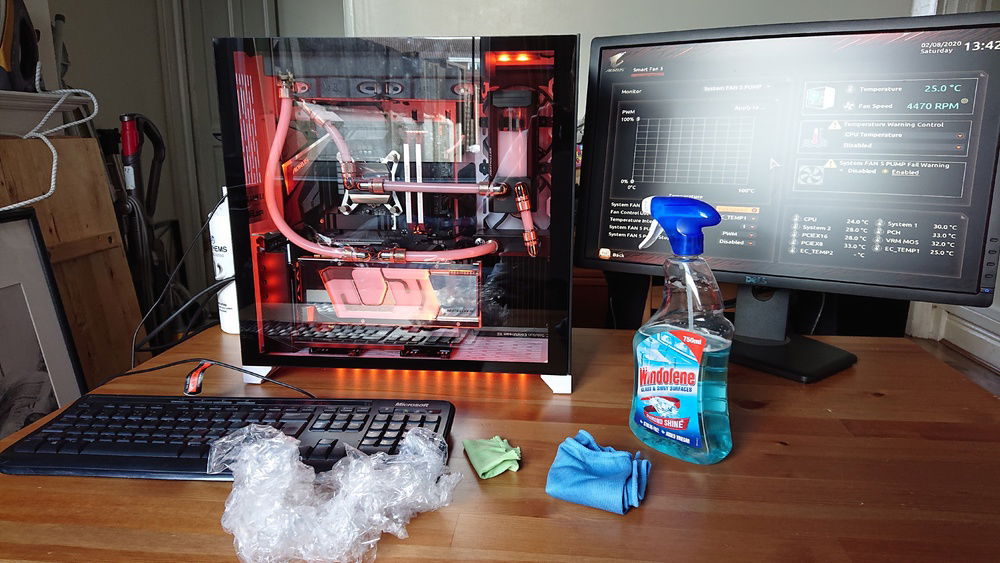 Giving it a clean and a quick tweak before it's owner arrives.