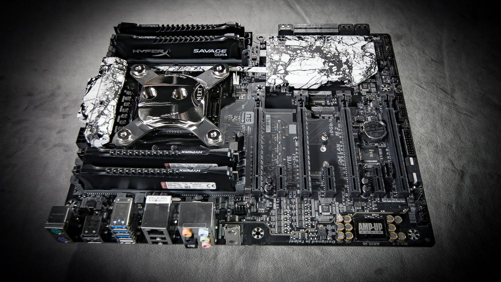 Gigabyte GA-X99 Motherboard with Intel i7 5930k with hydro-dipped heatsinks