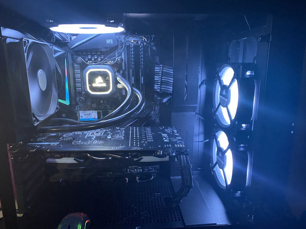 its got an corsair h60, i7 9700k, a msi 1070 armor, and 3 ll120 corsair rgb fans