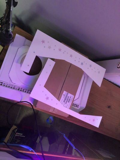 Slapped some stars on then painted over, stars will be removed afterwards.