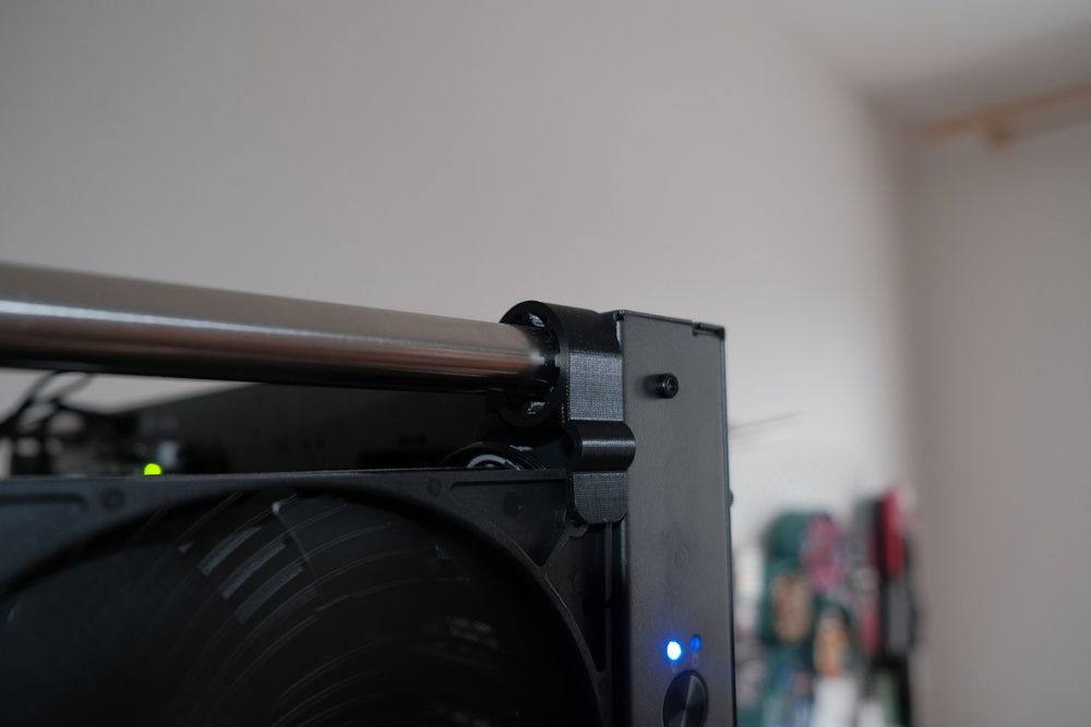 3D printed fan bracket.