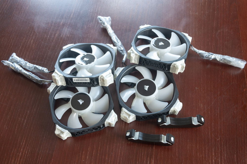 10th May 2020: Spent about 4-5 hours over the past two days masking the four remaining fans and the Reservoir mounting hardware. Too spent to paint today so I'll start tomorrow. Hopefully everything will turn out nicely!