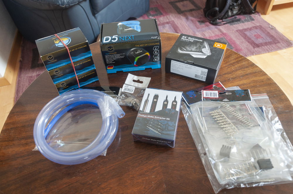29th May 2020: The Aquatuning order finally arrived! That takes care of almost all of the water cooling parts and about half of the sleeving parts.