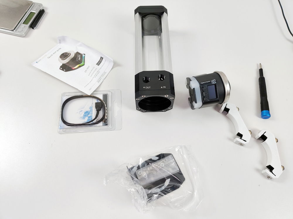 Installing the pump in the res was quite easy too.