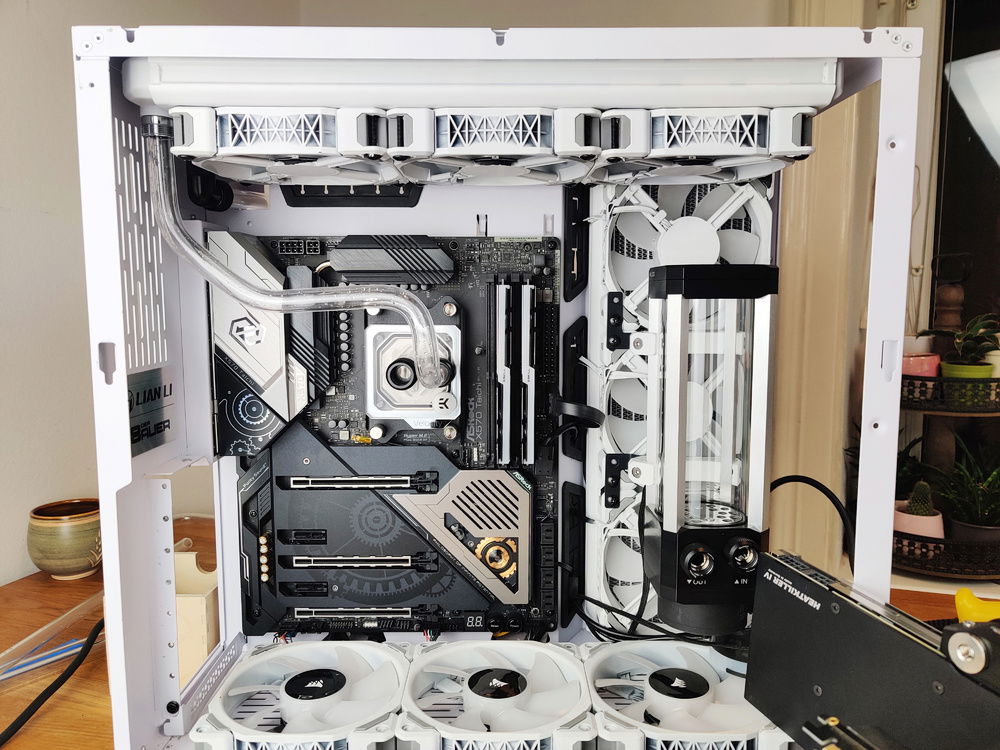 30th October 2020: Remember how I had installed the GPU already? Yeah that was a bad idea. Turns out that it's really hard to do the CPU to Radiator run with the GPU in the way. Oh well...