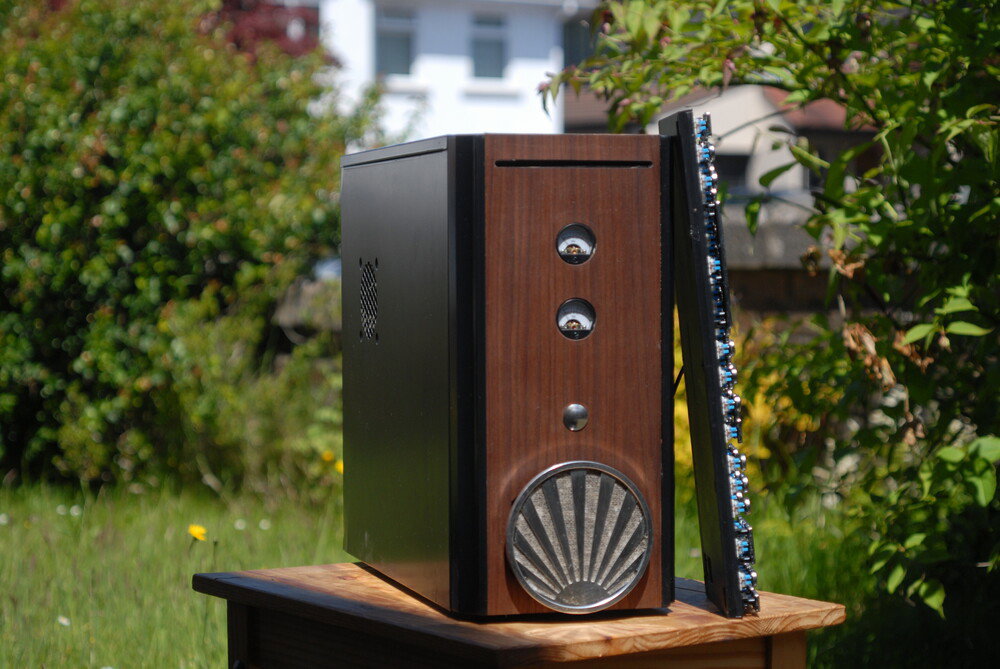Art Deco PC and keyboard