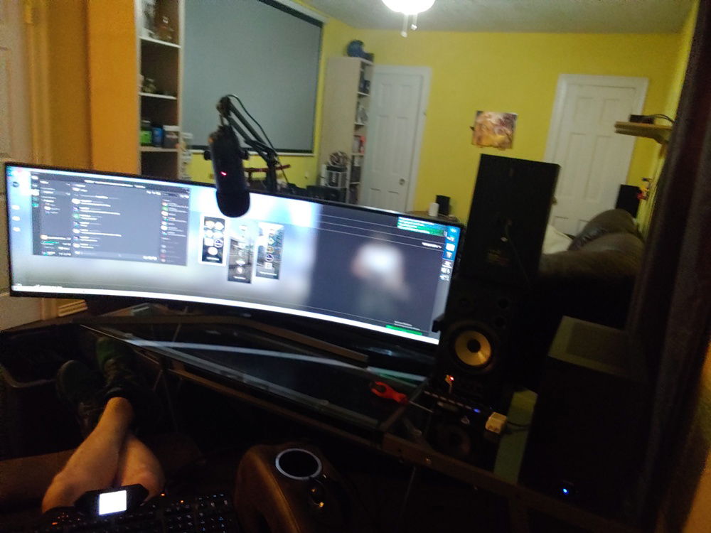 Added the boom for the yeti