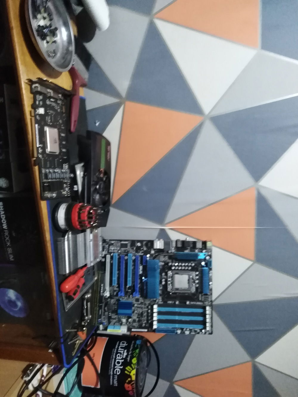 Testing with i7 950. (also visible disassembled GTX 460)