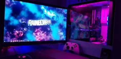 No clue why the ram turned of but its normally set to blue and red water blending