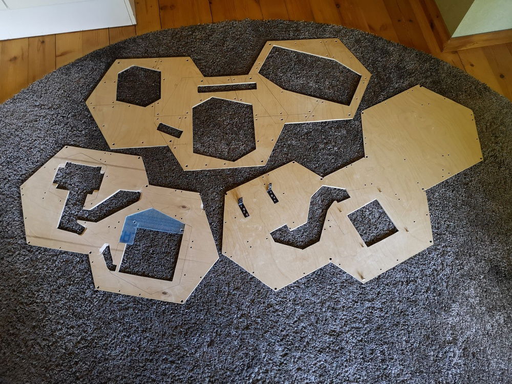 Alot more cutting done :)