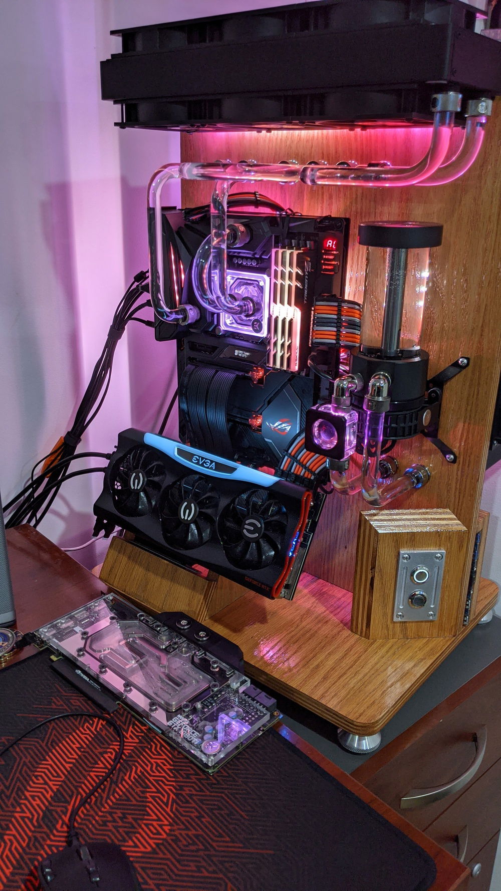 My EVGA RTX 3080 FTW3 Ultra is installed and running!