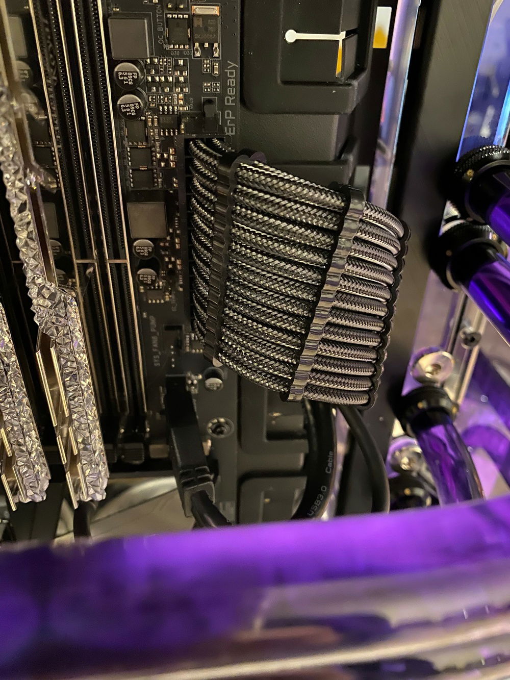 Cable Mod Pro Carbon Extensions