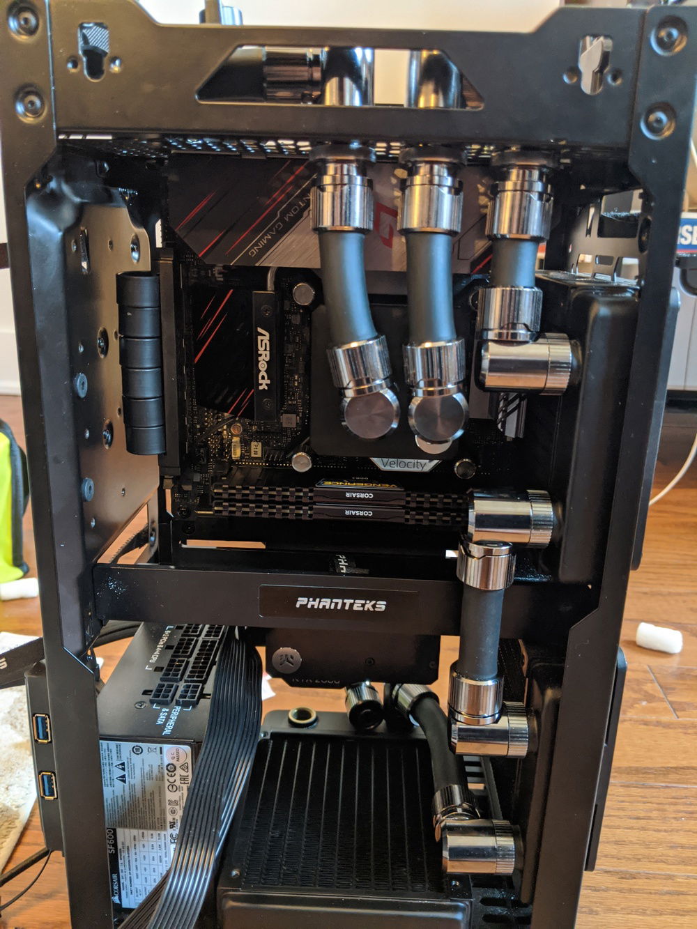 Glad I went with soft tubing. There super short runs with would have been impossible with hard tubing