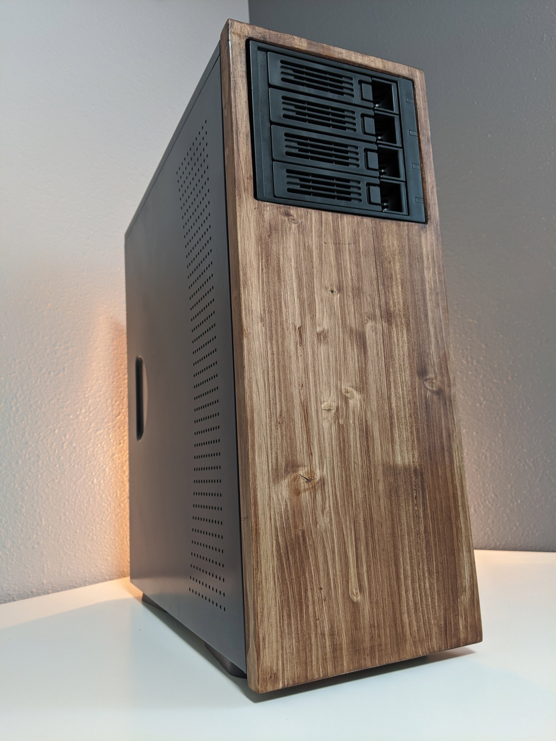 Home-Server » builds.gg
