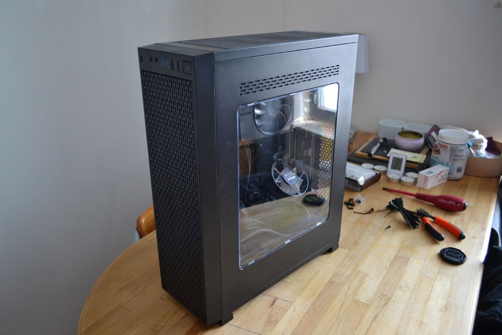 Outside of the case. Layout is inverted inside.
Old photo.