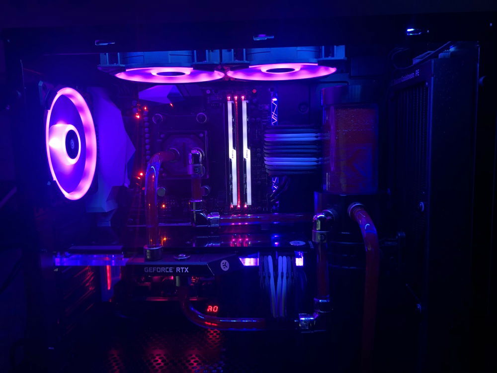 Everythings installed and lit up, I'm so proud of this!! I need to take better pics soon