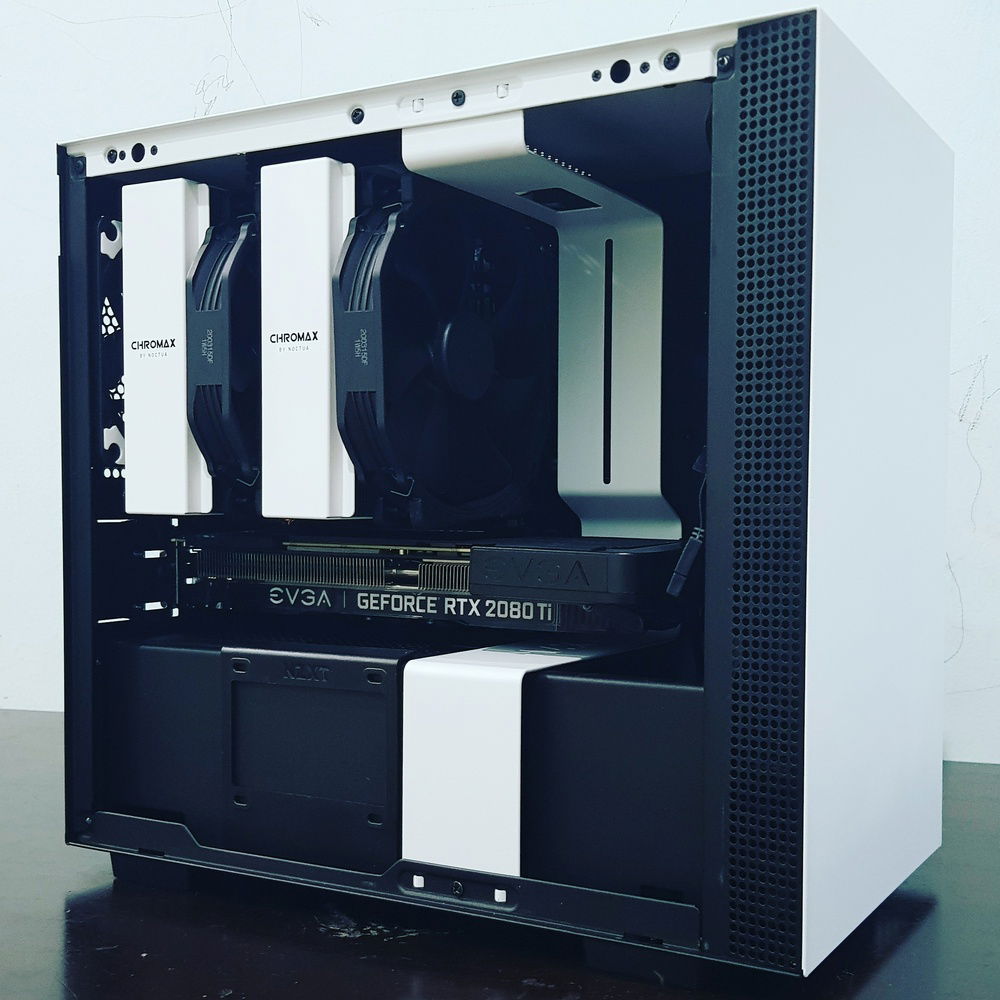 Nzxt...
Noctua...
Evga...