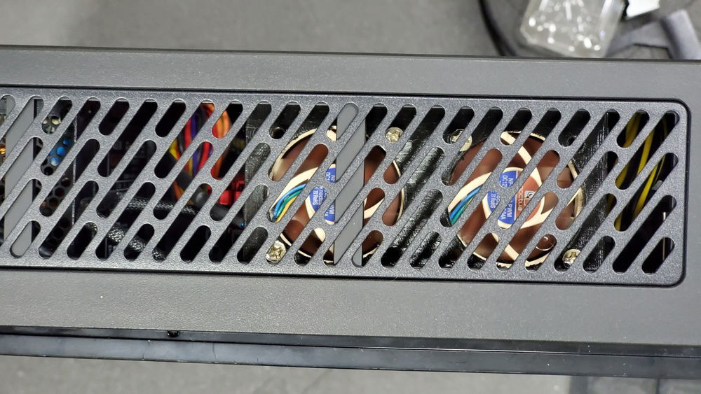 CPU + Exhaust Fans Duct/Mount. not the best. This is scrapped (outside view)