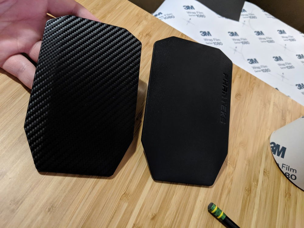 Adding come carbon accents