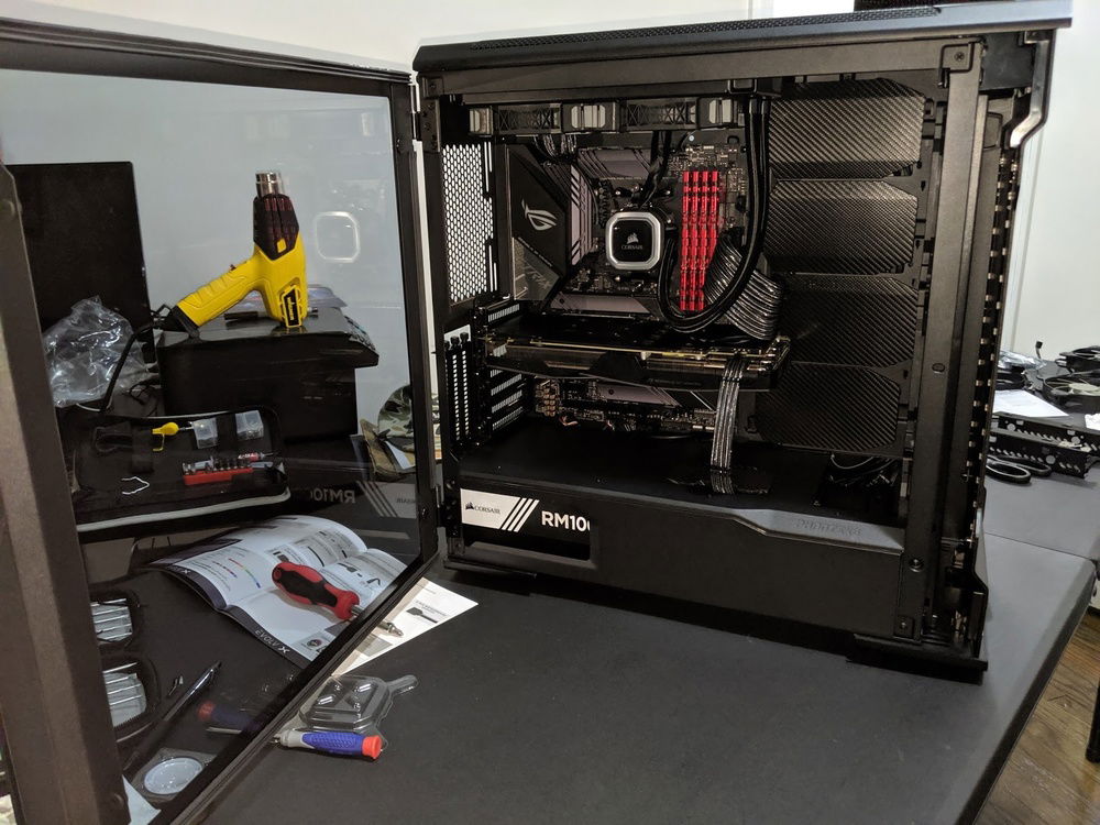 Still using the the old 1070 and RAM from last build