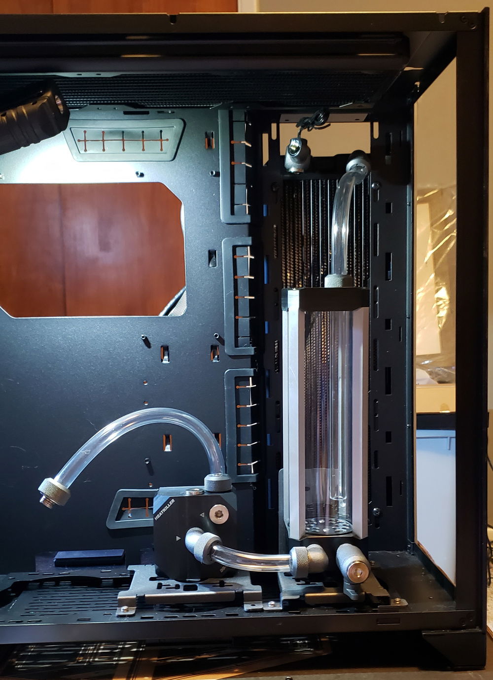 Switched the radiator around so ports are on top. This is much better.