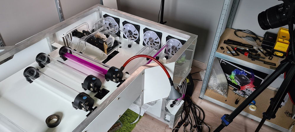 1er remplissage, avec fuite sur la titan, un bouchon mal vissé ! bien sur hors tension !