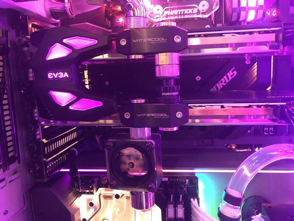 Dual 2080 Ti in serial, with flow meter