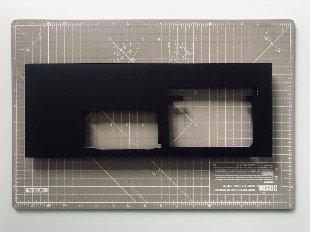 Extended cutout for GPU Riser