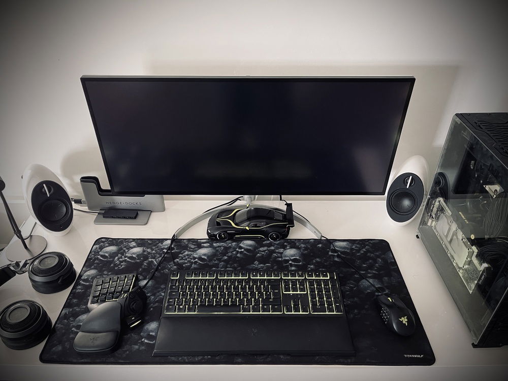 An idea of the full (subtle) setup using Razer Synapse.