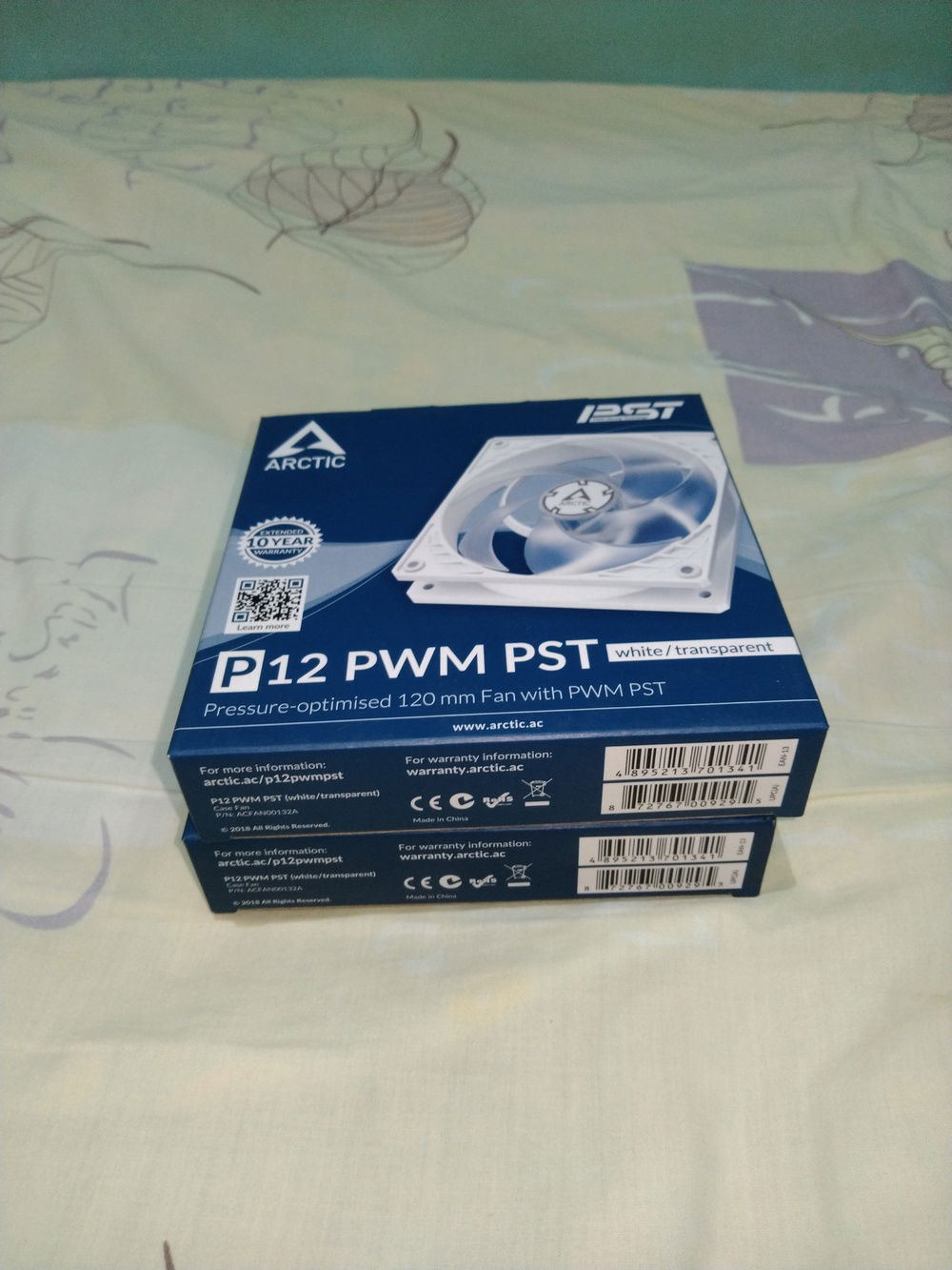 The idea of opting to pressure-optimized (a.k.a static pressure) fans came after learning that the Airflow type case fans installed on my brothers' rig could not move sufficient air to the system. This is due to the limited air inlet at the front.