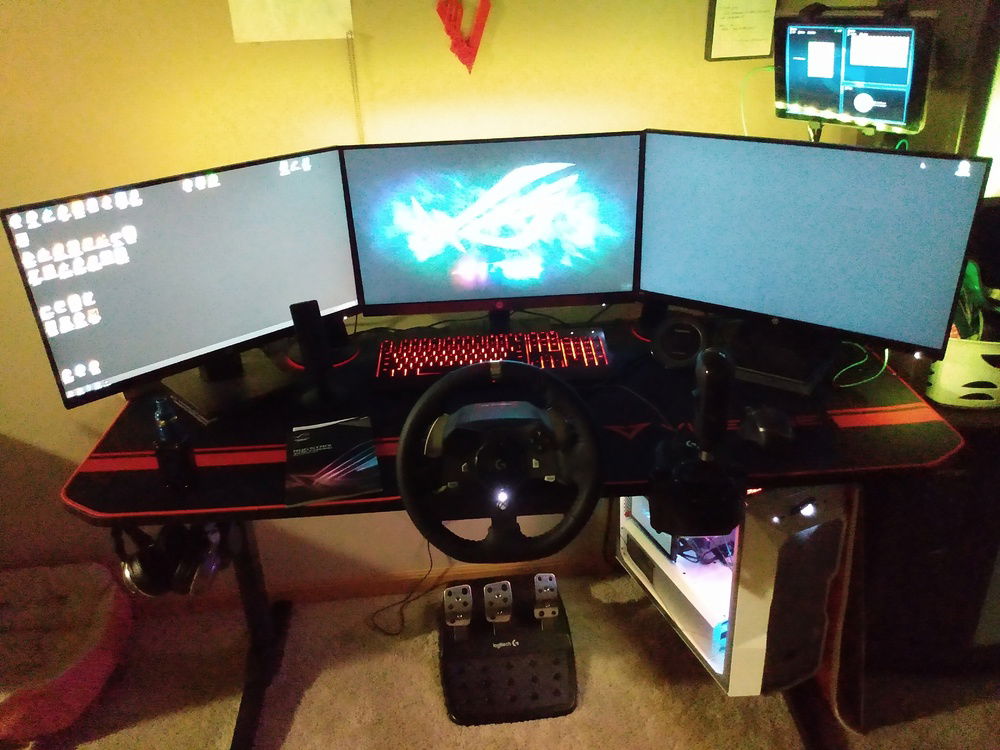 Didn't have the front fans in for this picture. They are in now