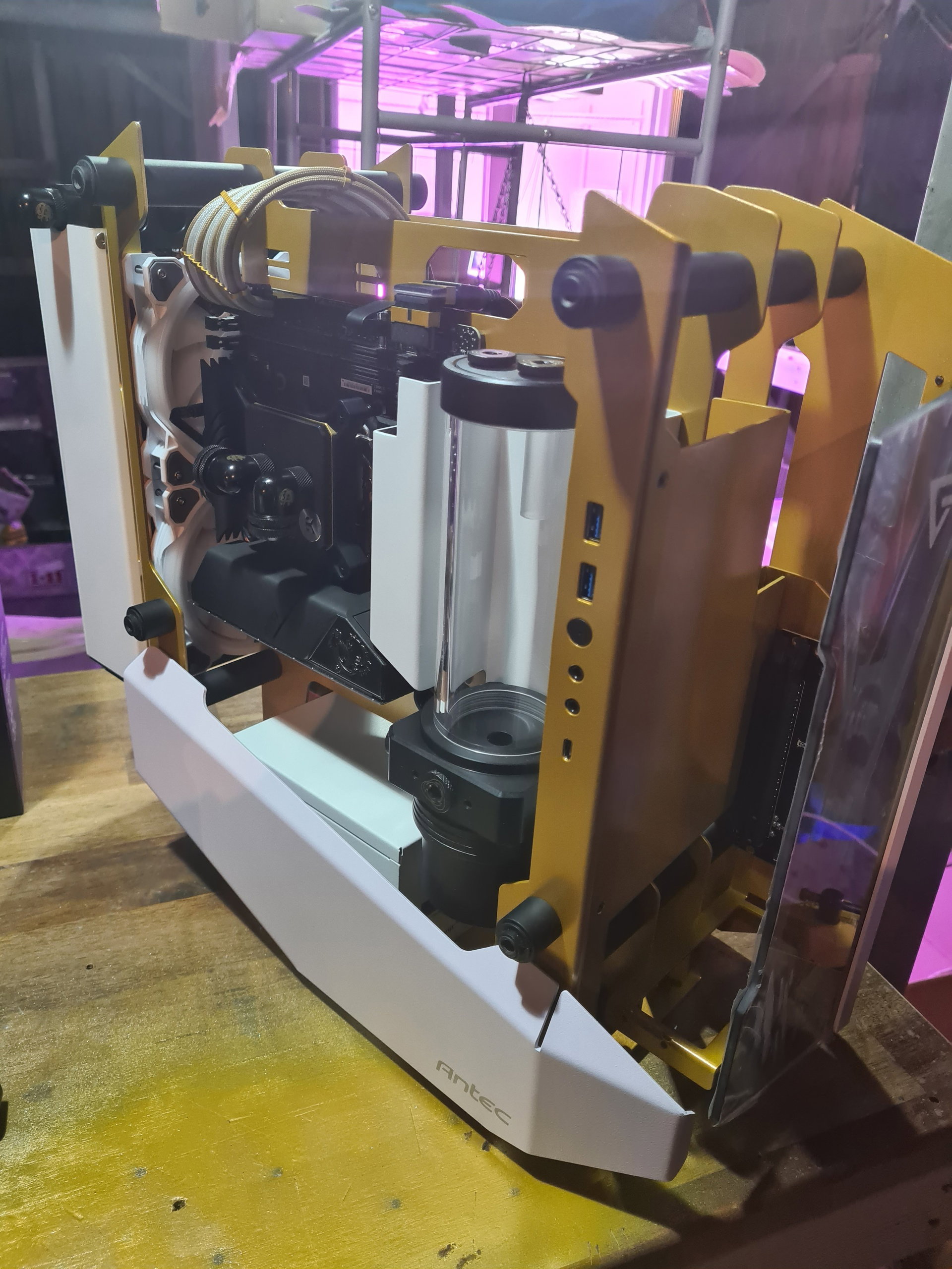 Gold Pc Radiator Coffee » builds.gg