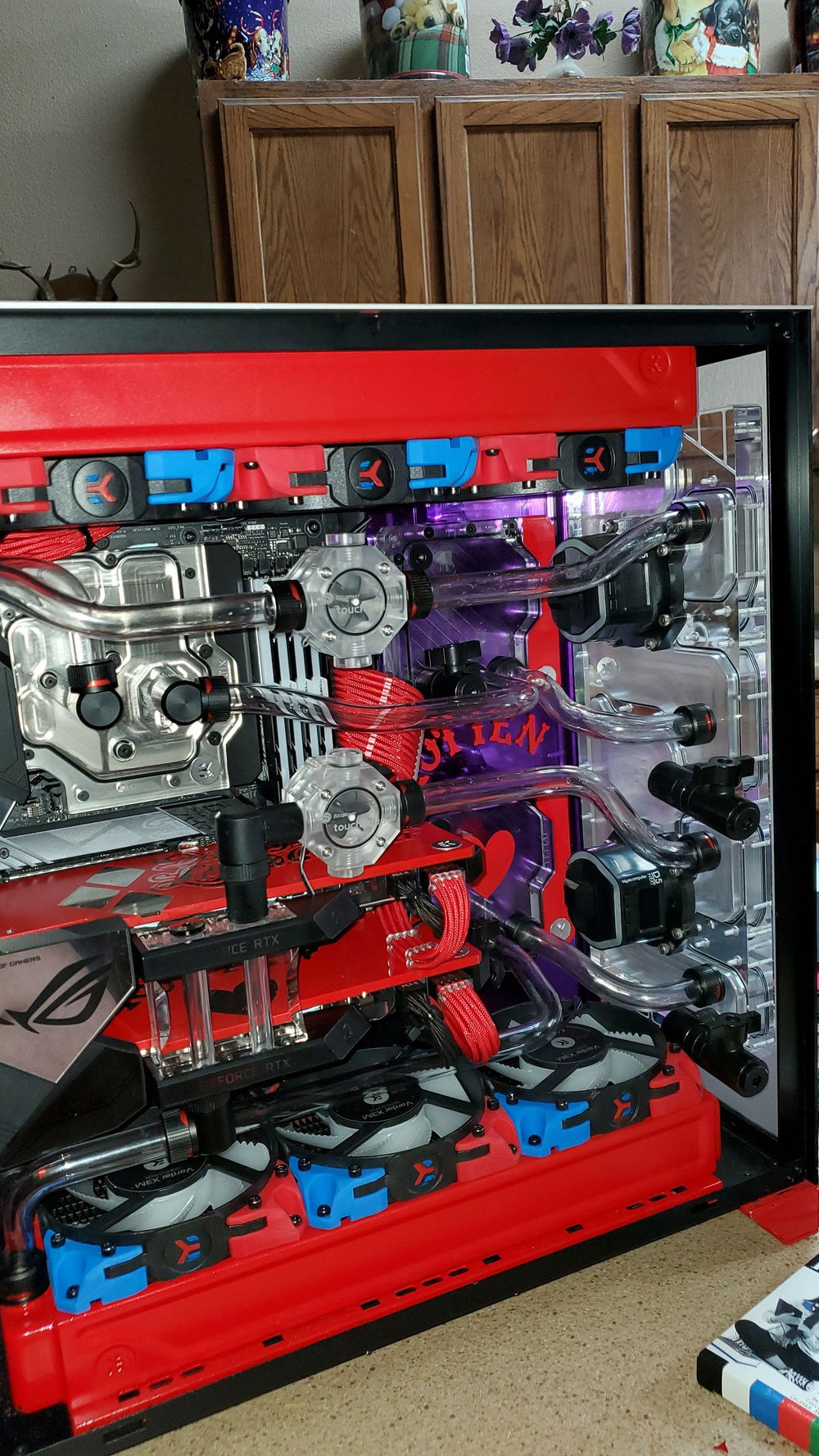 front distro and purple mirrored plexiglass