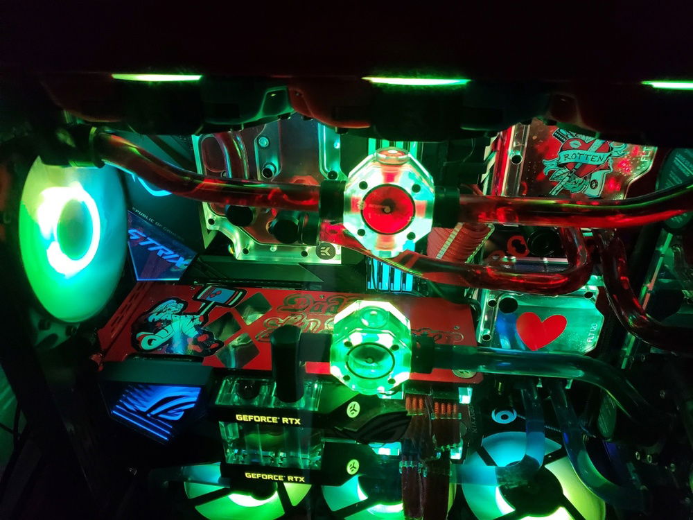 And here she is again... (Notice the Harley Quinn Tattoo on the upper reservoir in the upper right hand corner.)