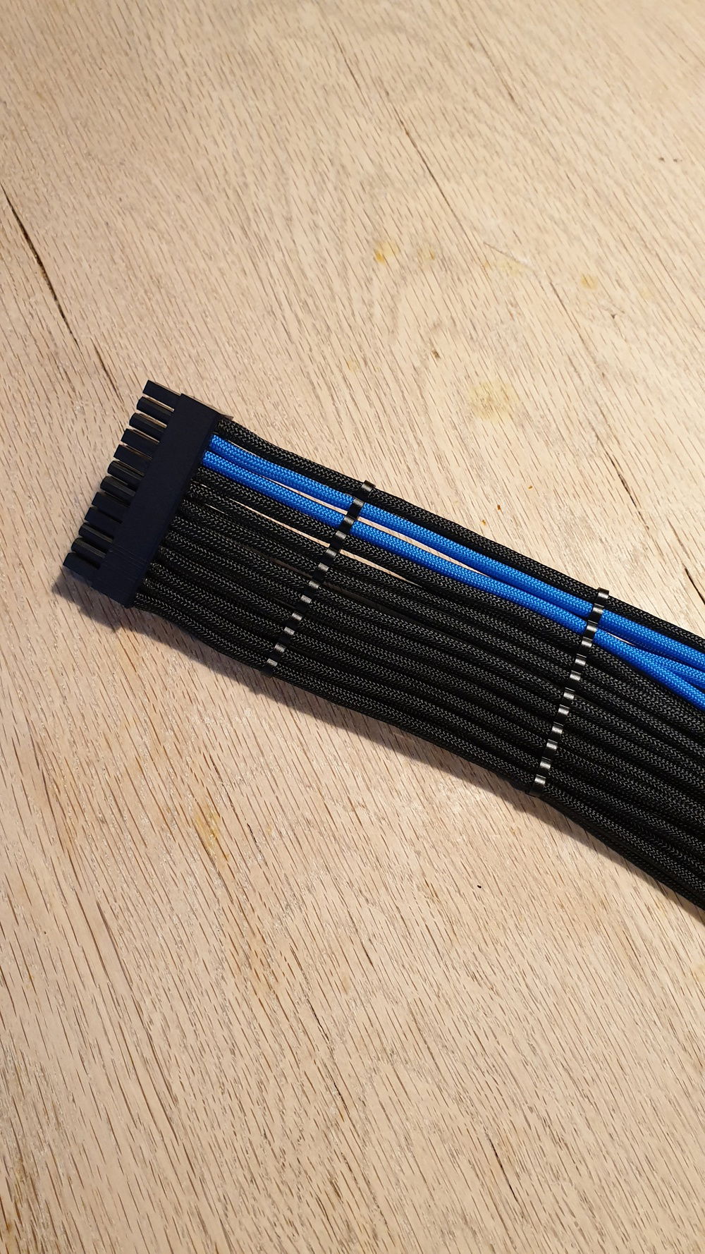 Custom sleeved 24 pin.. My fingers always hurt when I'm done...