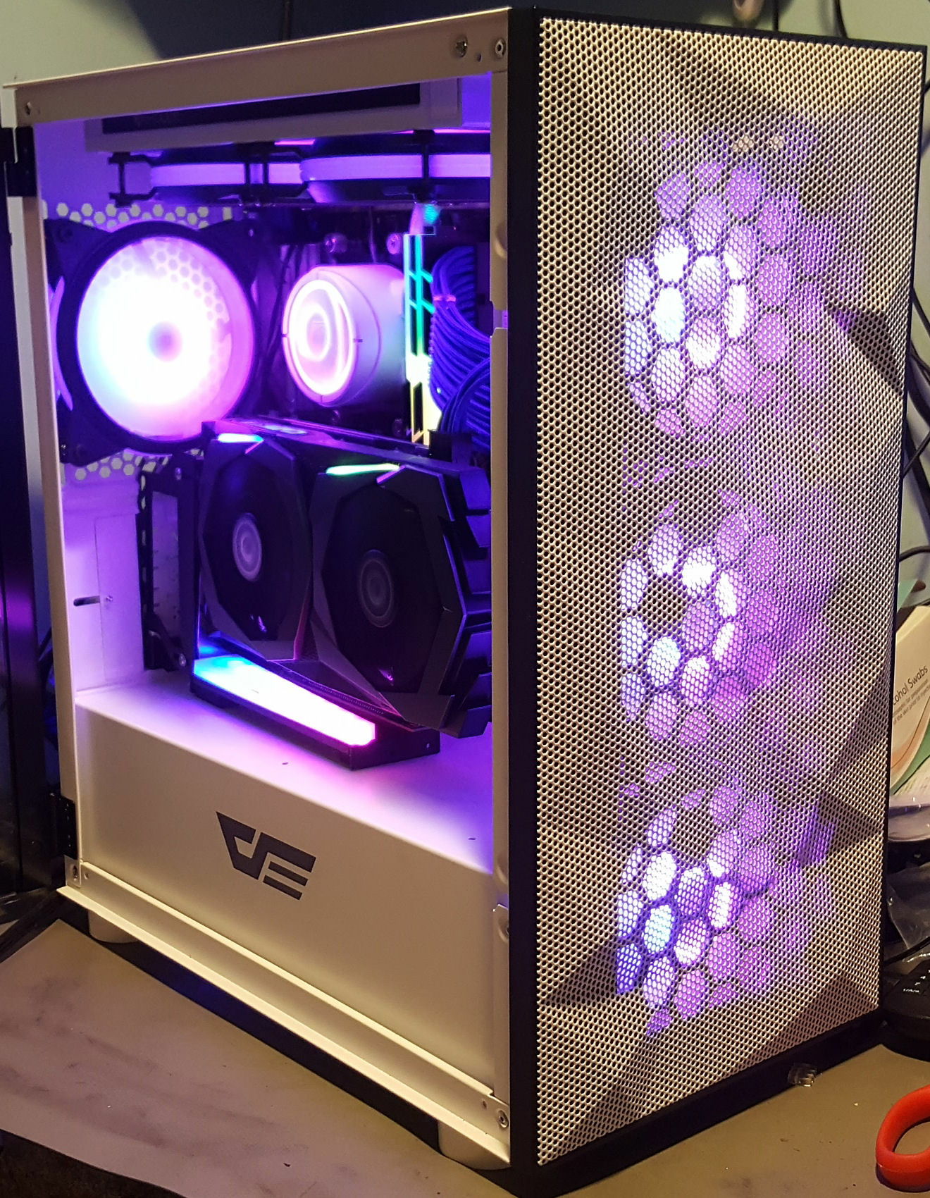 Vertical mount GPU in a darkFlash DLM21 Mesh mATX case » builds.gg