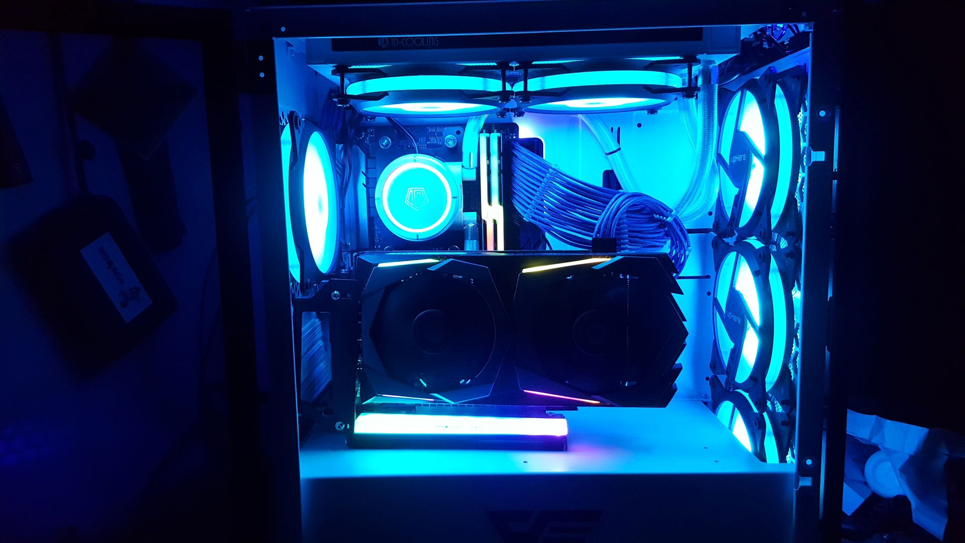 Vertical mount GPU in a darkFlash DLM21 Mesh mATX case » builds.gg