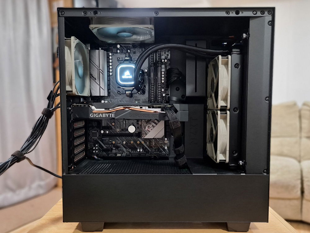 Side view open panel