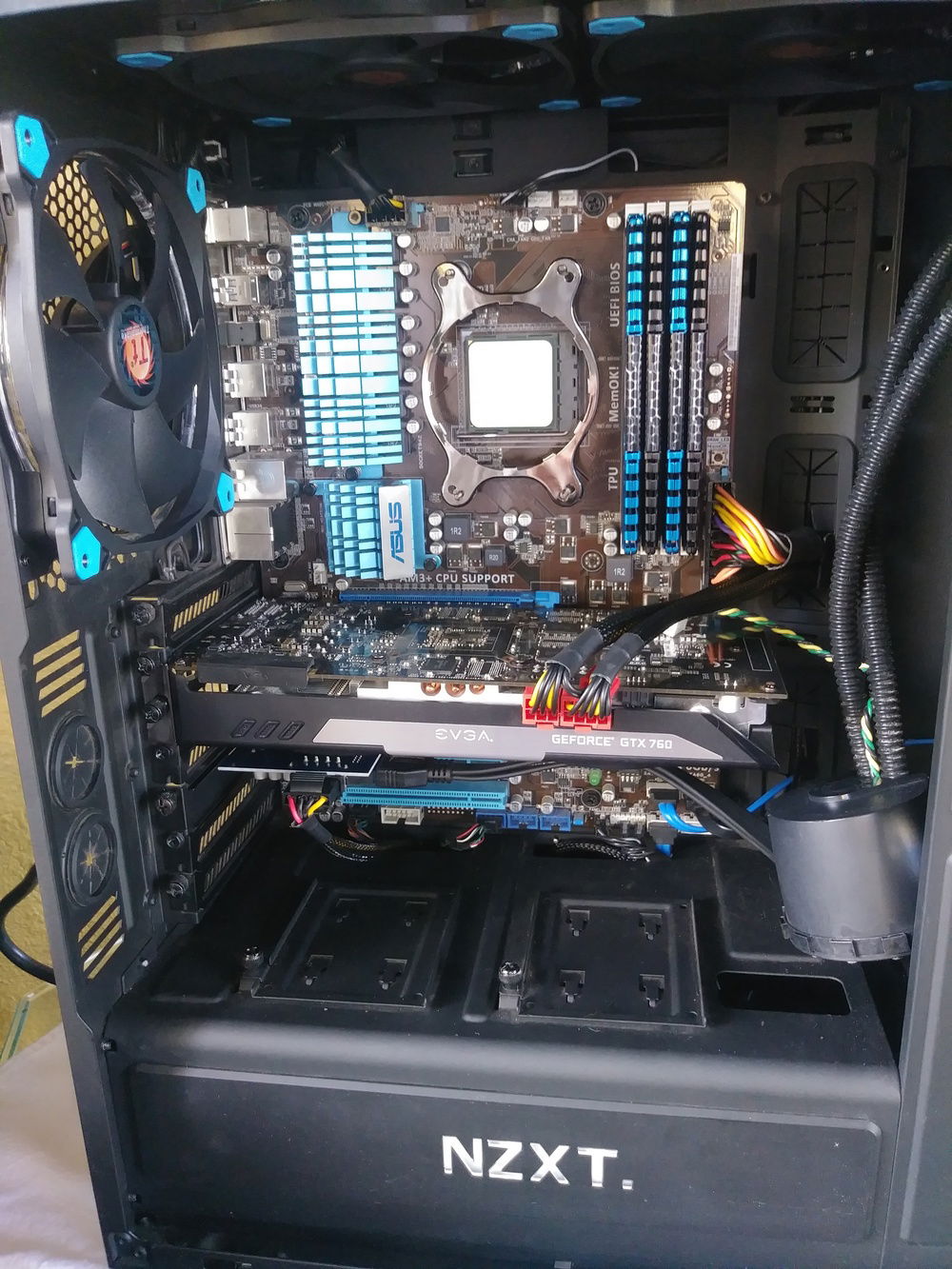 CPU installed (AMD Phenom II X6 1060T)