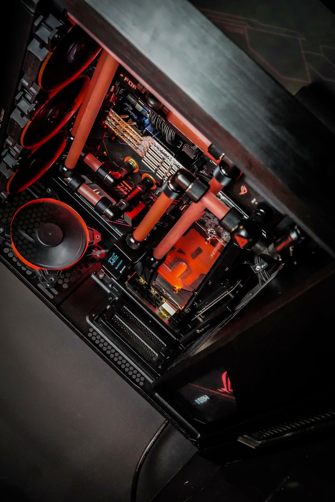 ROG Extreme » builds.gg