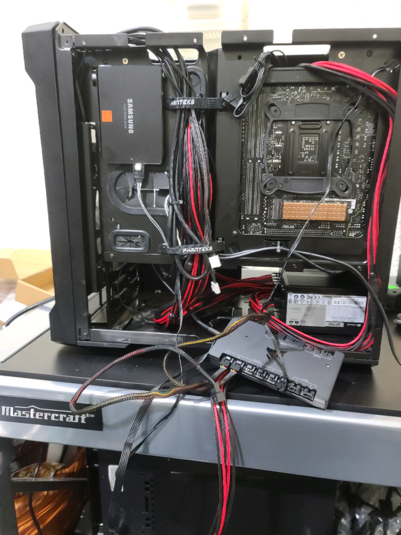 Prior to managing the Cabeling letting it hang out.