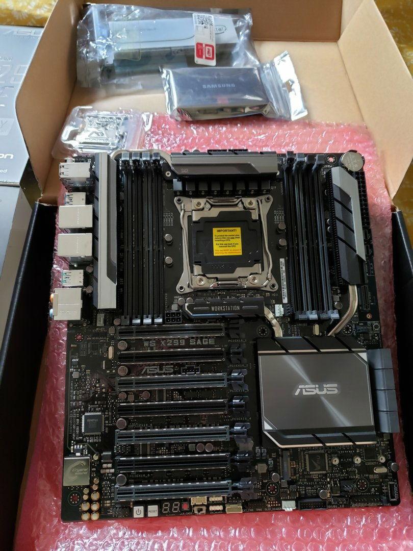 A Absolute unit from Asus