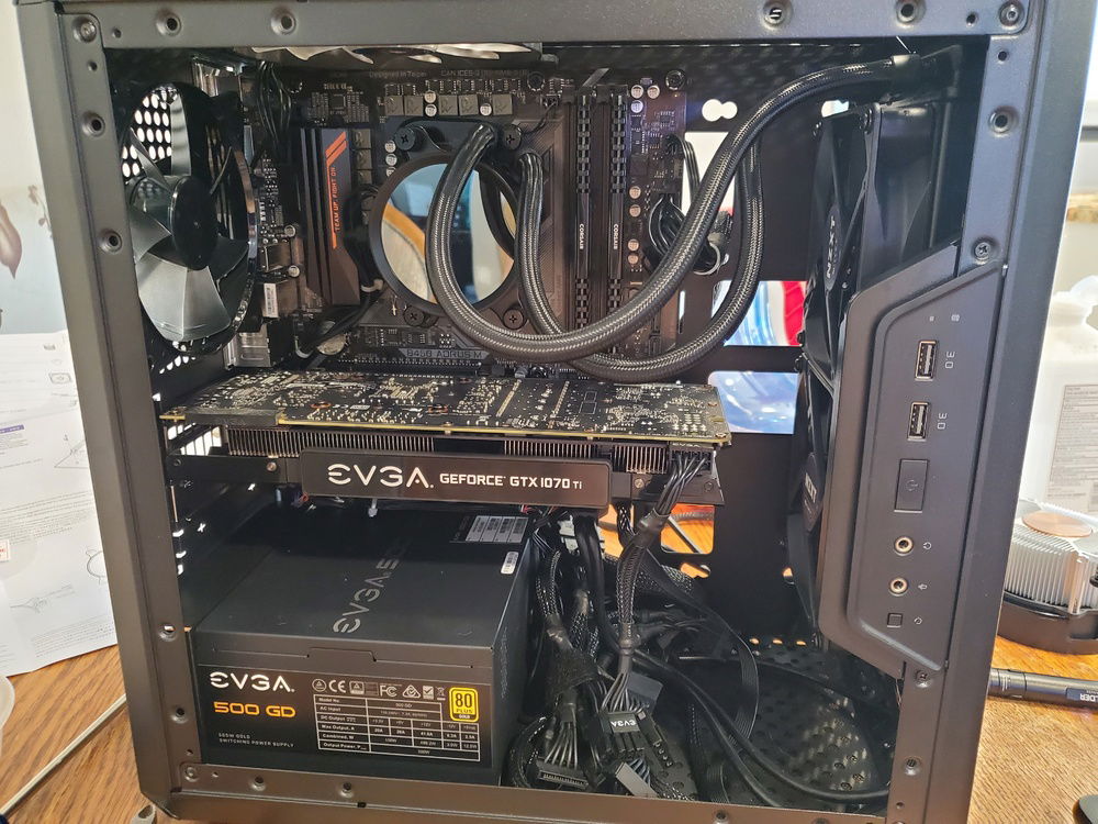 didnt care about hiding the extra non-modular psu cables so they got zip tied and stuck in front of psu