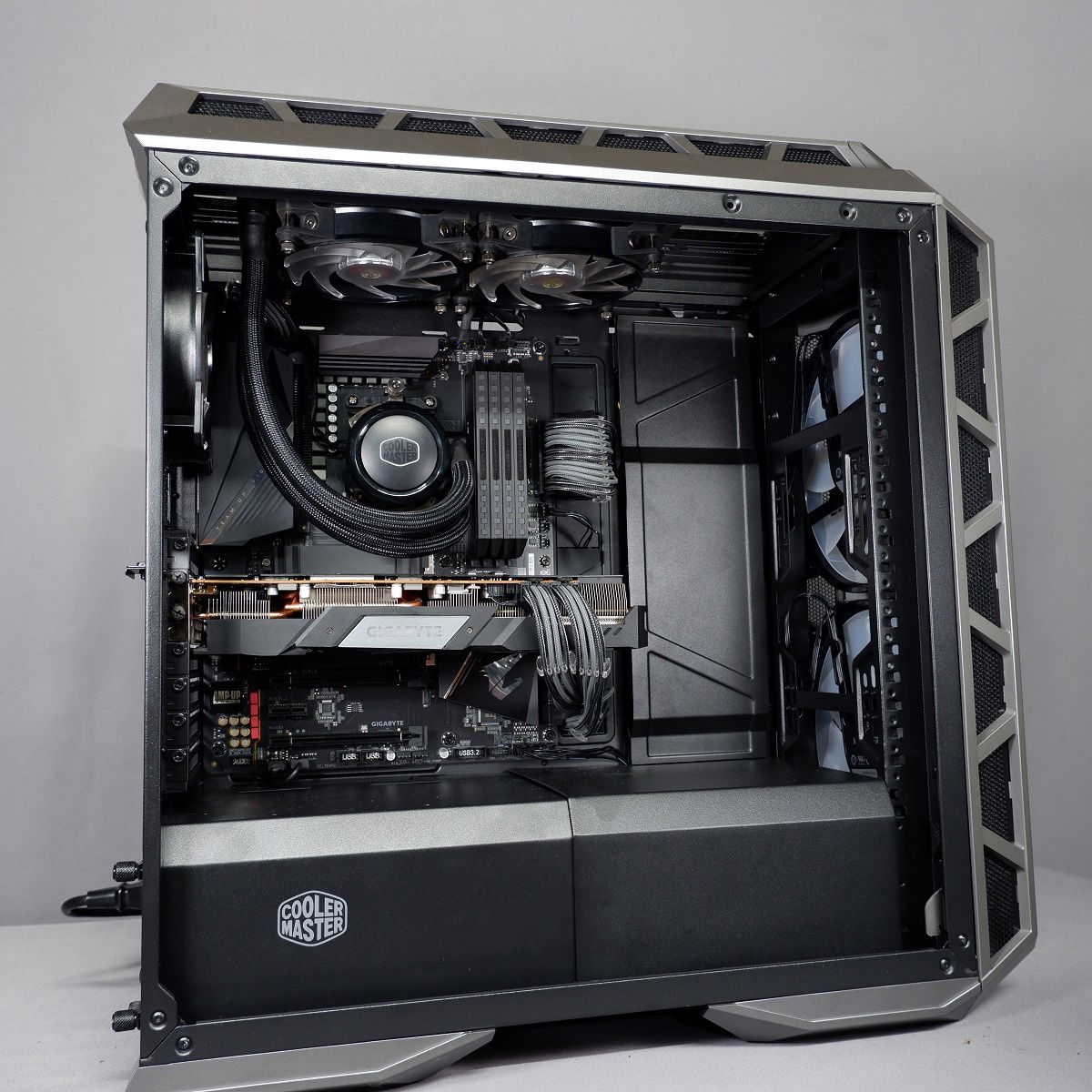 B550 Aorus Pro+Cooler Master H500P mesh » builds.gg