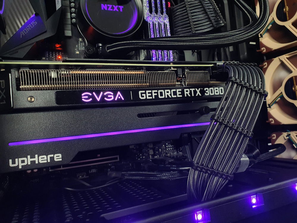 Using bridged 16-Pin combs instead of two 8-Pin combs really goes a long way in terms of cleanliness of the look