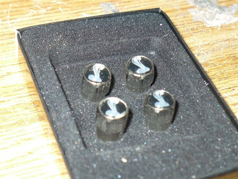 custom thumbscrews
